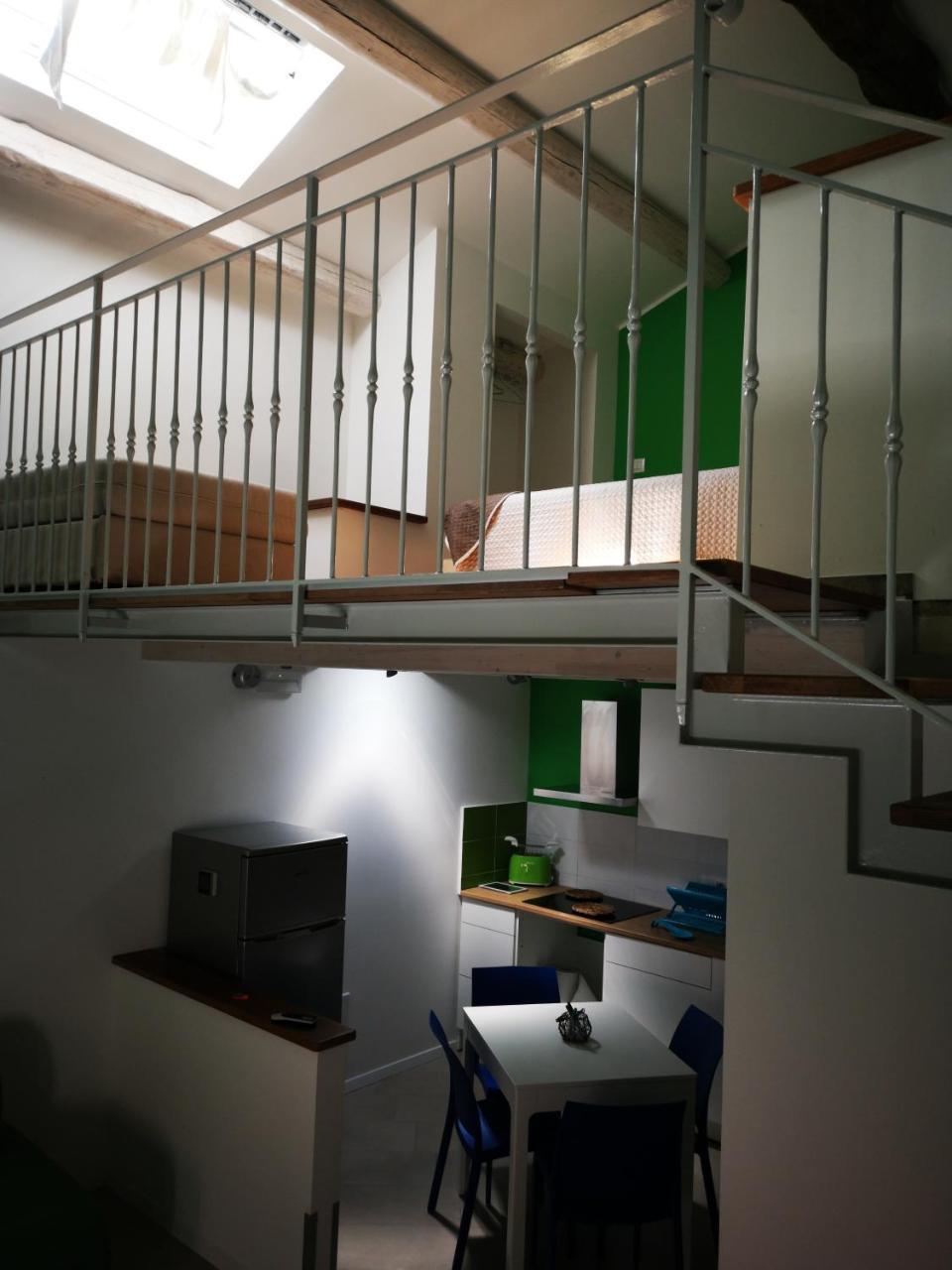 Sicily The Well Apartments มิลาซโซ ภายนอก รูปภาพ