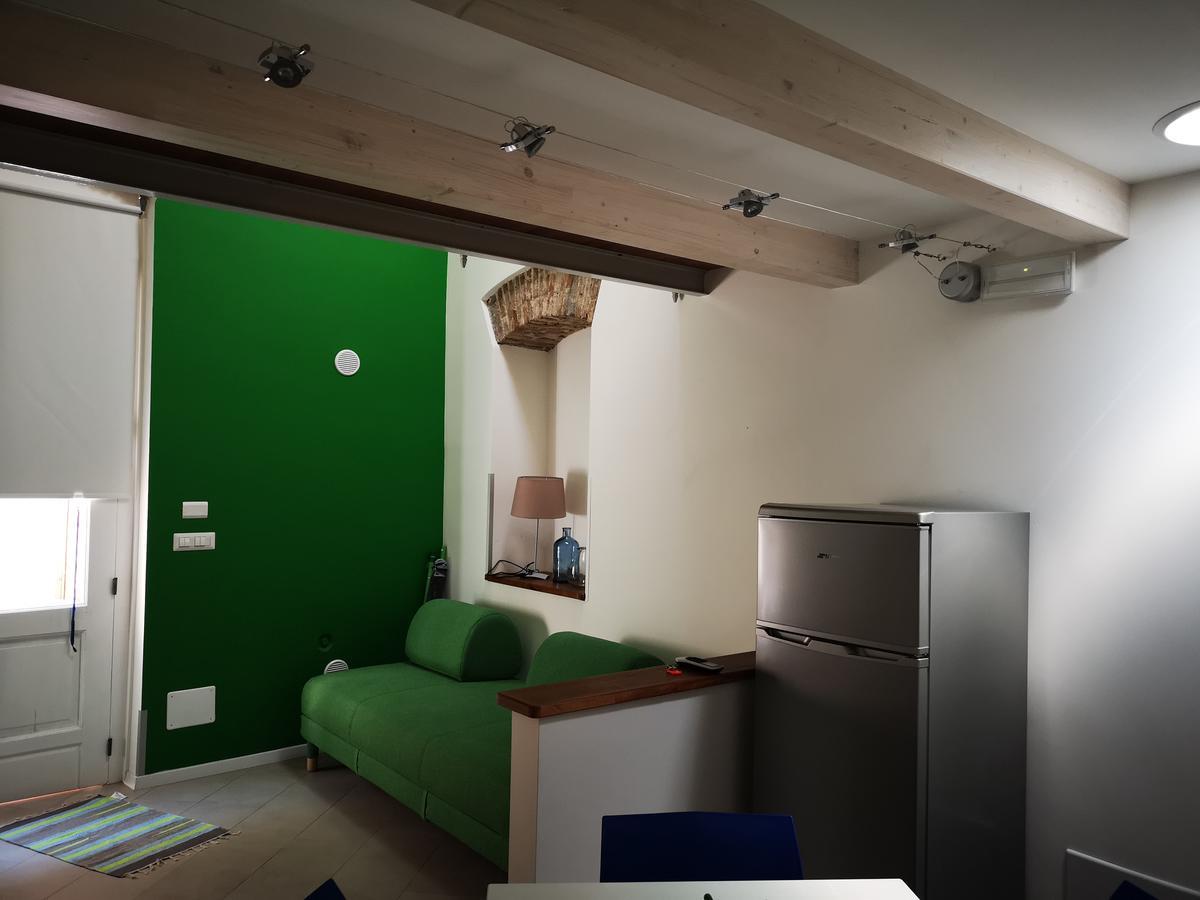 Sicily The Well Apartments มิลาซโซ ภายนอก รูปภาพ